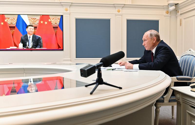 Rusia y China