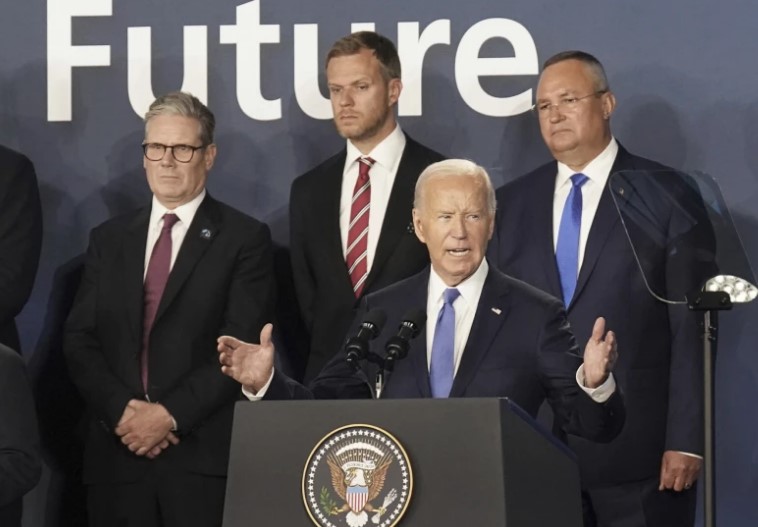 Biden renuncia