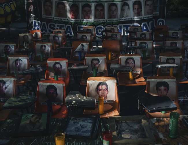 43 desaparecidos