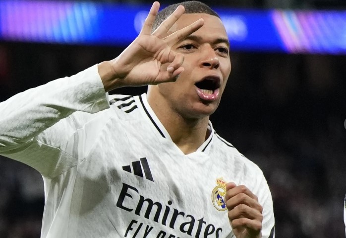 Ancelotti Mbapee