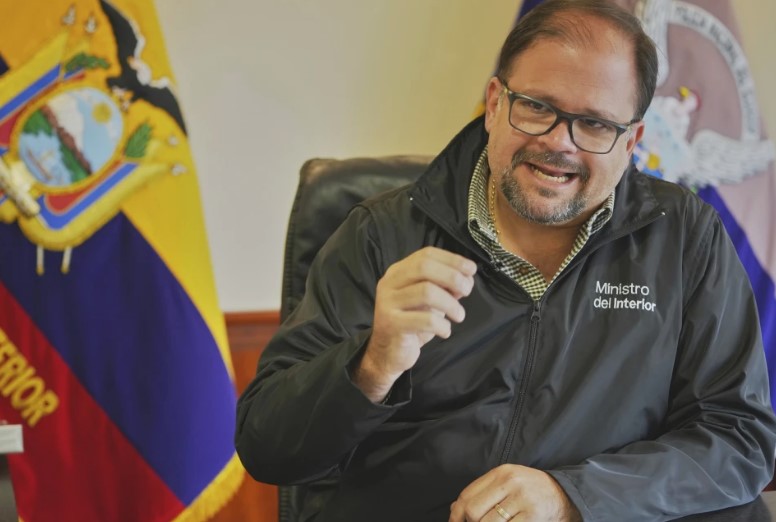 Ministro ecuatoriano